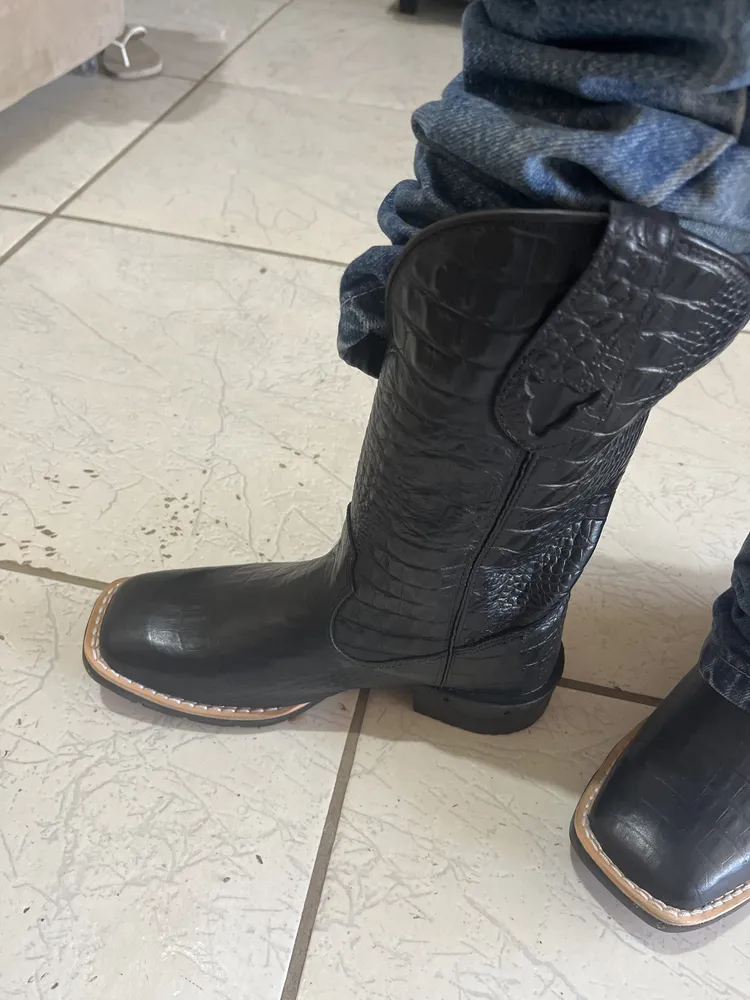 Bota Texana Country Em Couro Legítimo Exótico Premium Preta