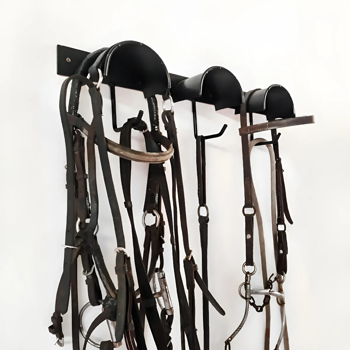 Suporte AM Ferramentas Para Cabeçada e Cabresto Preto 3 Lugares Aço 60x15cm